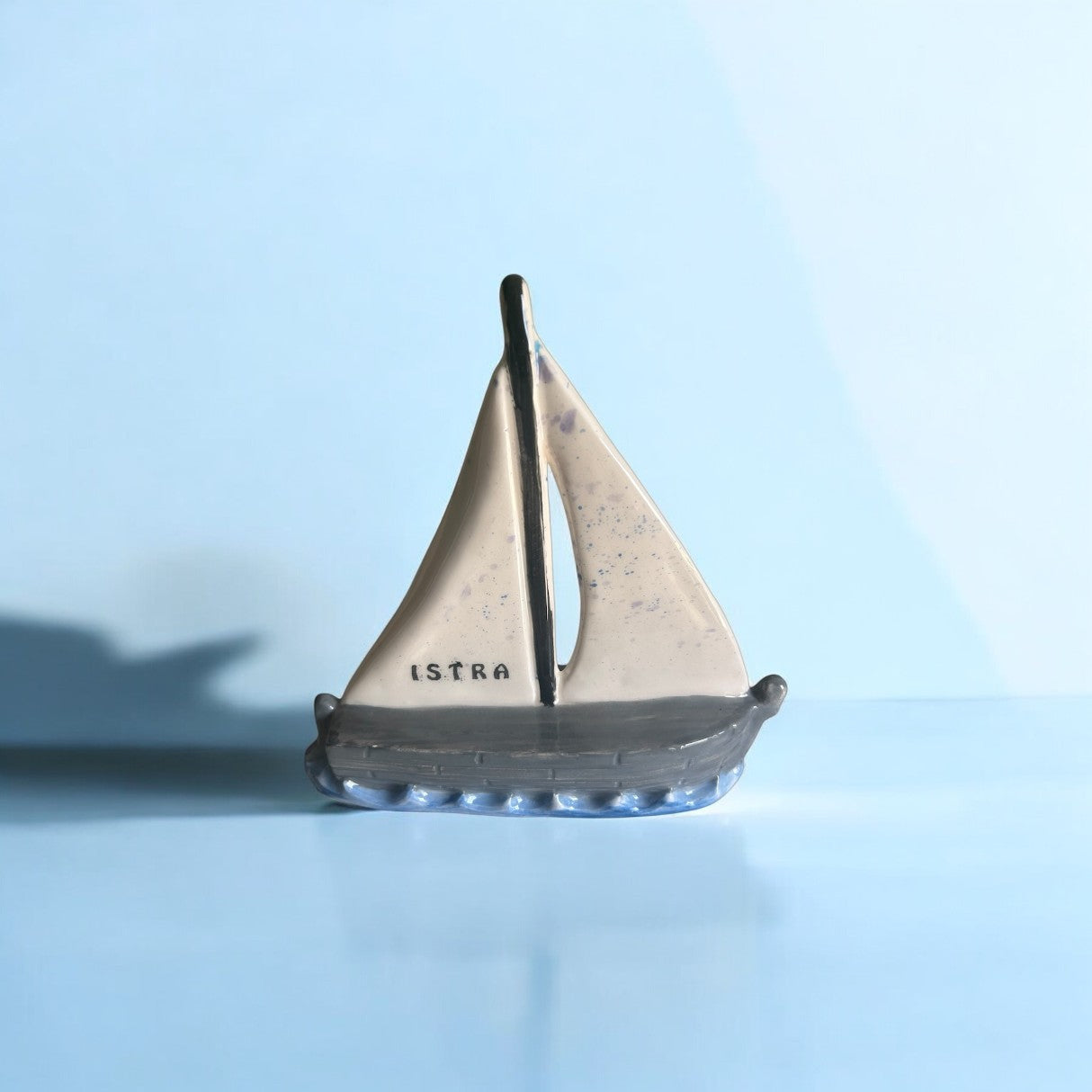 Keramička jedrilica